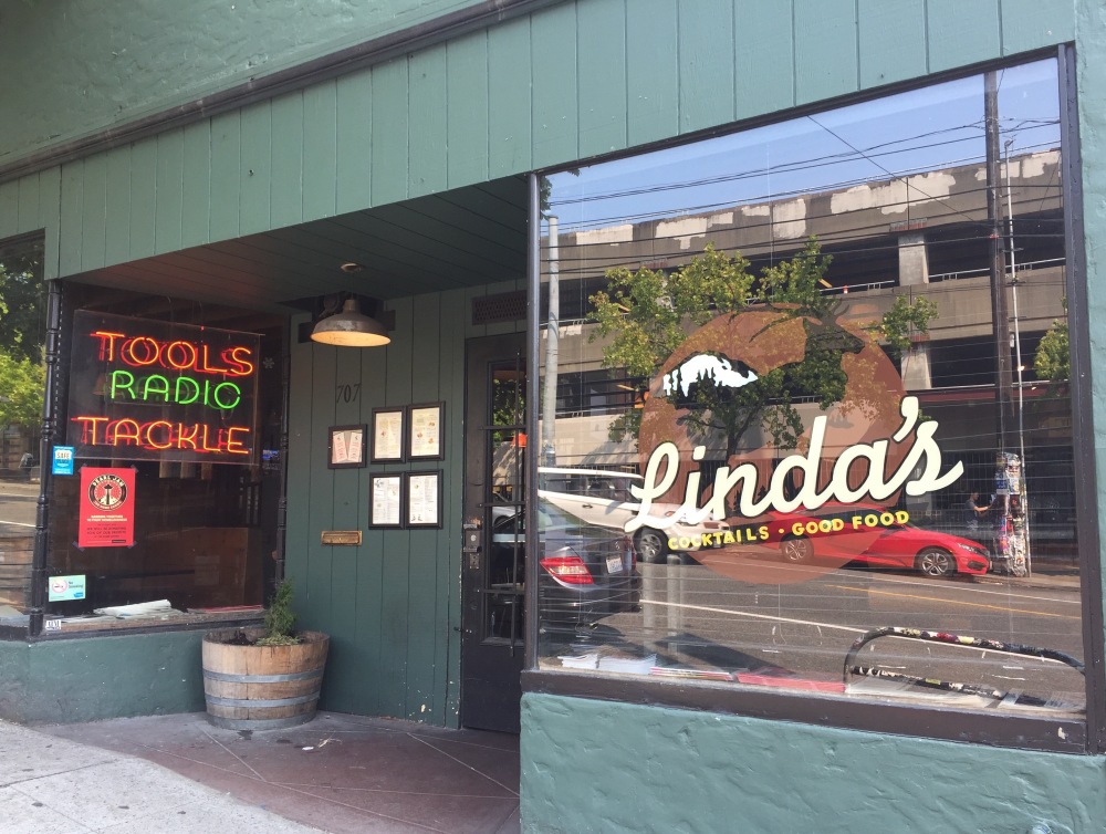 Linda's Tavern